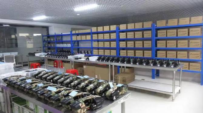 Hefei Lianlian Dingye Machinery Equipment Co., Ltd. linea di produzione in fabbrica